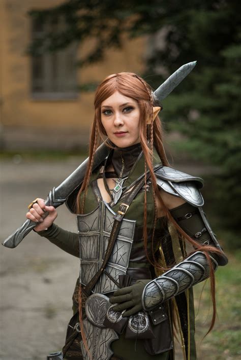 elf cosplay